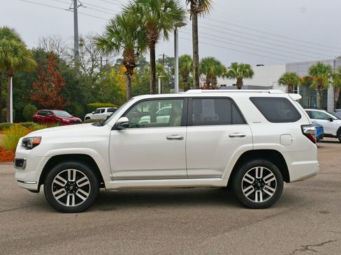 Used 2017 Toyota 4Runner Limited image 5