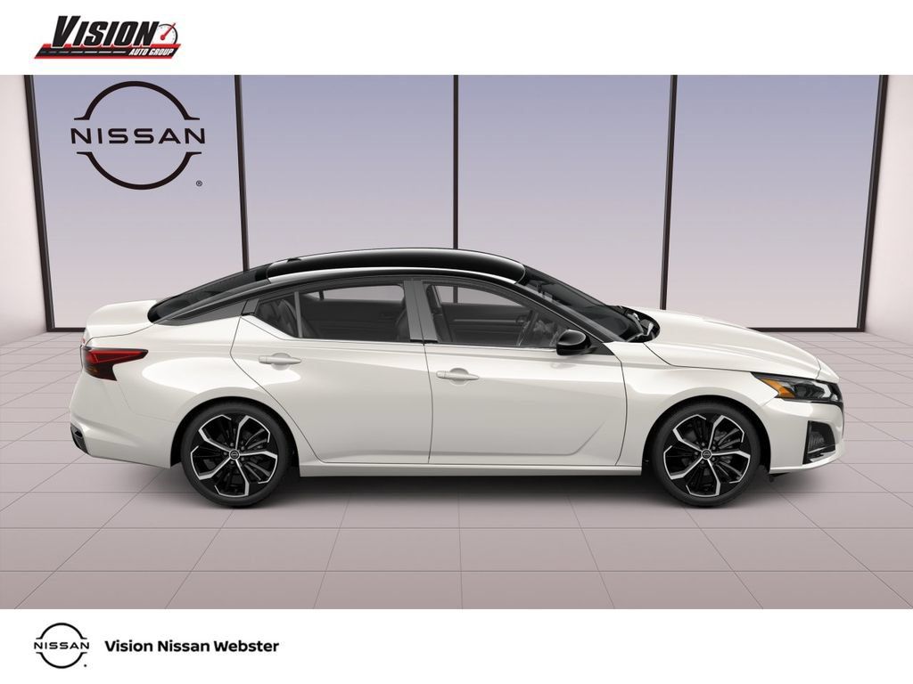 New 2026 Nissan Altima 2.5 SR AWD/4WD image 4