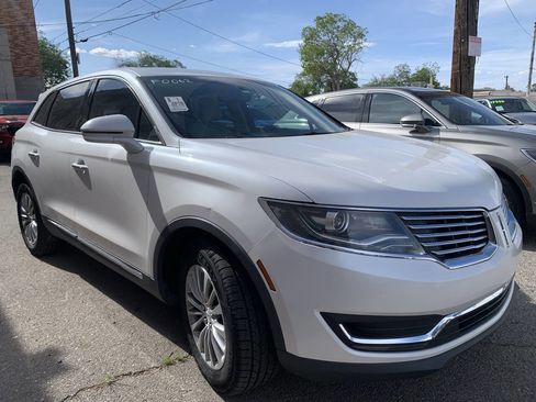 Used 2016 Lincoln MKX Select w/ Select Plus Package image 2