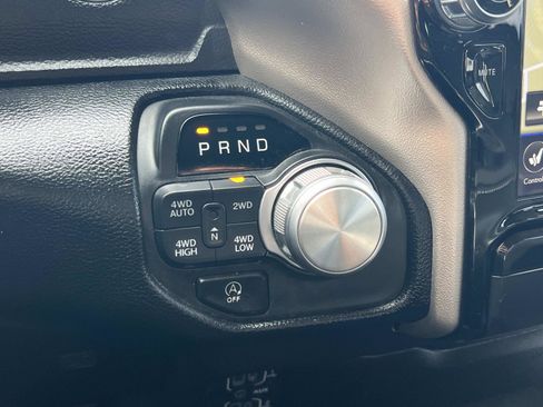 Used 2019 RAM 1500 Laramie image 16