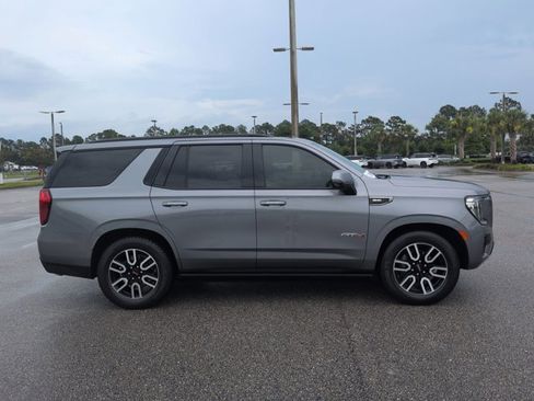 Used 2021 GMC Yukon AT4 w/ AT4 Premium Plus Package AWD/4WD image 4