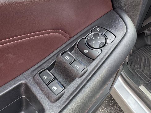 Used 2021 Ford Edge Titanium w/ Equipment Group 301A FWD image 13