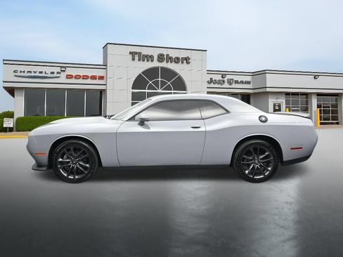 Used 2022 Dodge Challenger GT w/ Blacktop Package AWD/4WD image 2