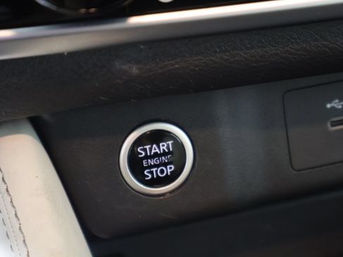 Used 2023 Nissan Rogue SL w/ SL Premium Package FWD image 40
