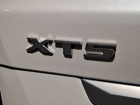 Certified 2023 Cadillac XT5 Premium Luxury image 32