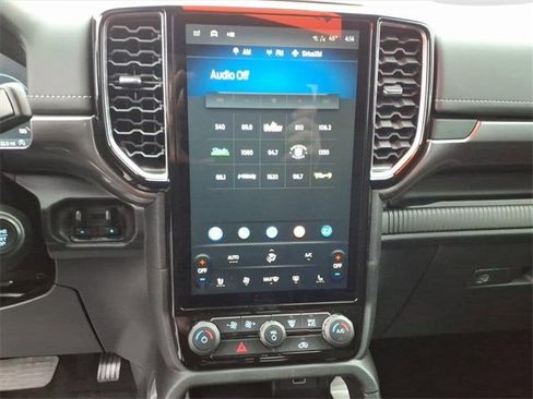 New 2025 Ford Ranger Lariat w/ FX4 Off-Road Package image 7