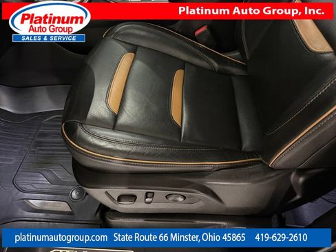 Used 2021 GMC Yukon XL AT4 AWD/4WD image 12