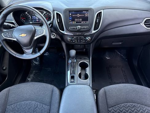 Used 2024 Chevrolet Equinox LT image 3