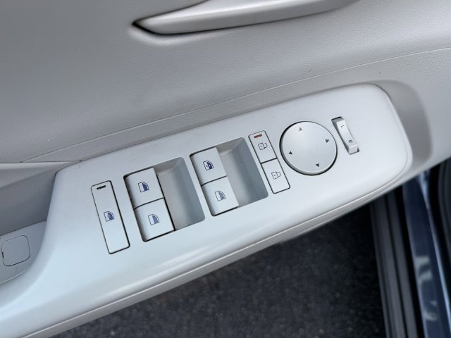 Used 2024 Hyundai Kona SEL AWD/4WD image 15