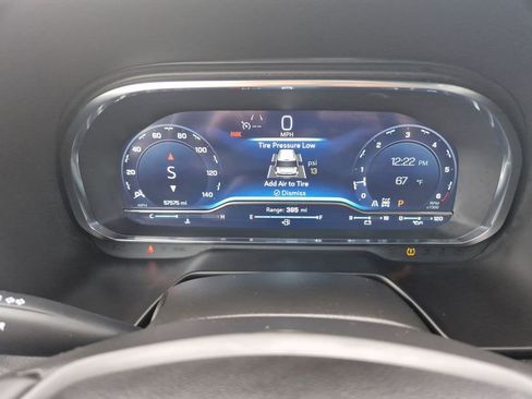 Used 2024 Chevrolet Tahoe LT image 21