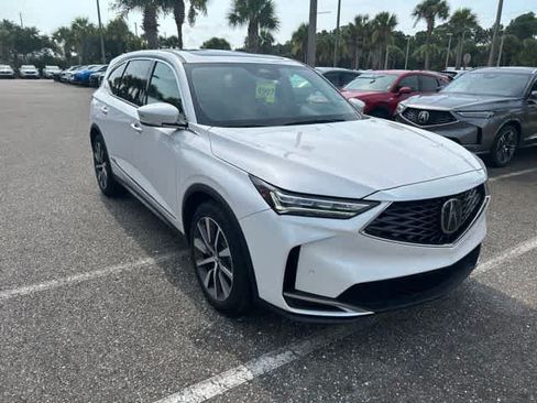 Used 2025 Acura MDX FWD w/ Technology Package image 9