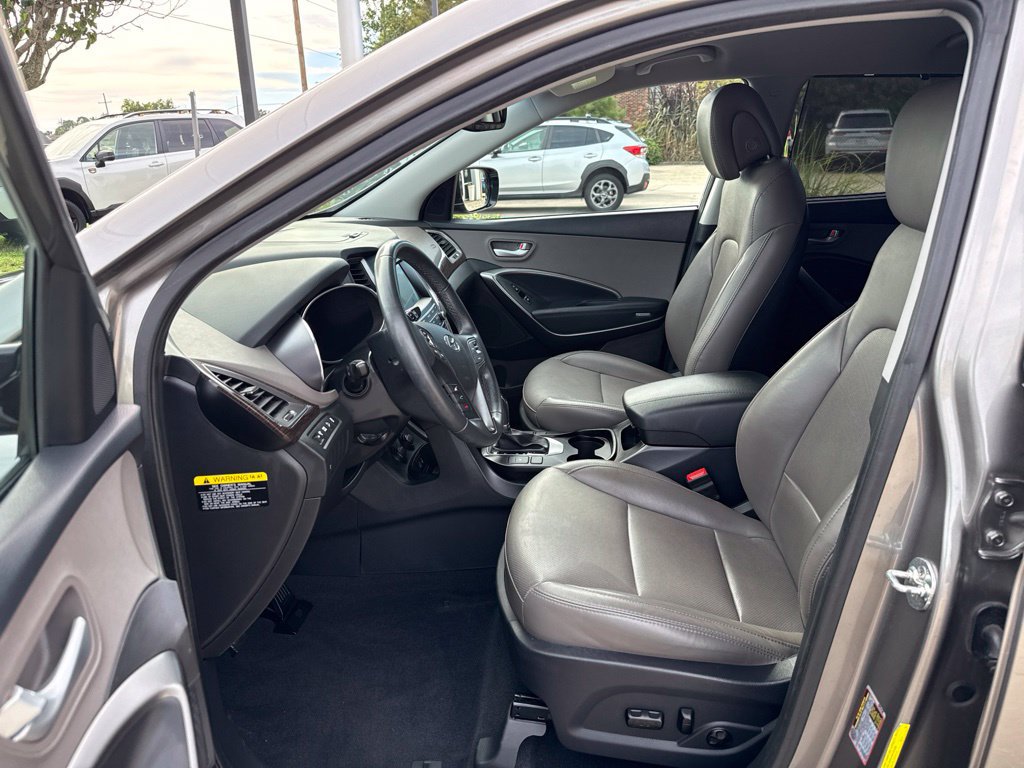 Used 2017 Hyundai Santa Fe Sport FWD image 9