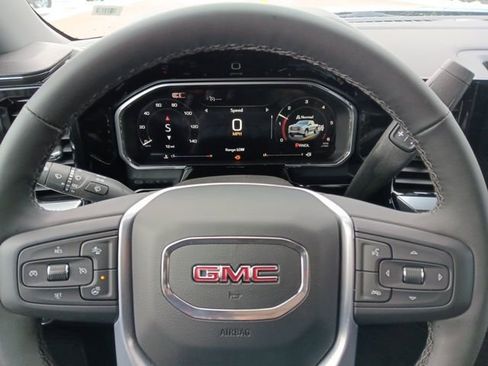 New 2026 GMC Sierra 1500 Elevation image 12