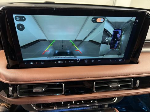 Used 2026 Lincoln Aviator Reserve w/ Illumination Package image 12