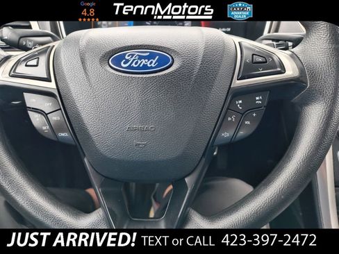 Used 2019 Ford Fusion SE image 15