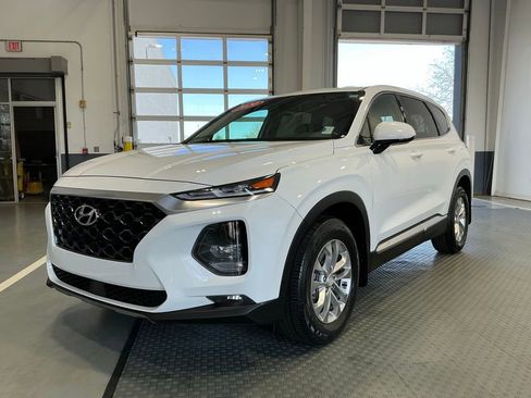 Used 2020 Hyundai Santa Fe SEL image 2