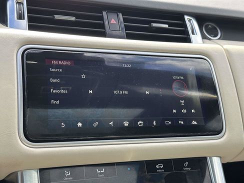 Used 2021 Land Rover Range Rover Sport HST image 34