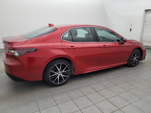 Used 2021 Toyota Camry SE FWD image 10