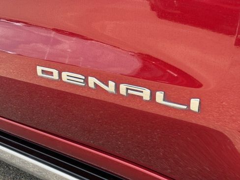 Used 2023 GMC Sierra 1500 Denali w/ Denali Carbonpro Edition AWD/4WD image 14