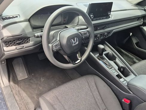 Used 2025 Honda Accord LX image 15