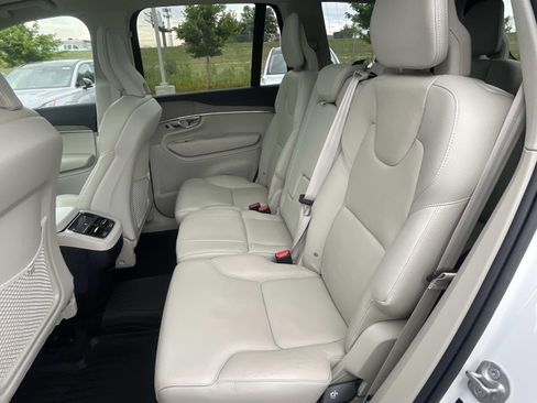 Certified 2023 Volvo XC90 B5 Plus w/ Protection Package Premier AWD/4WD image 12