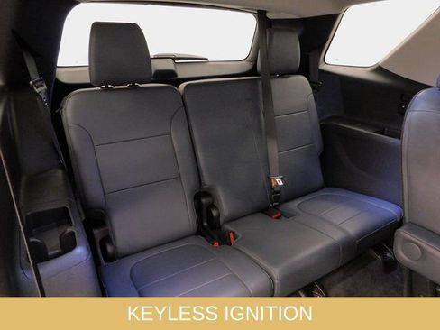 Used 2020 Chevrolet Traverse LT w/ LT Premium Package image 35