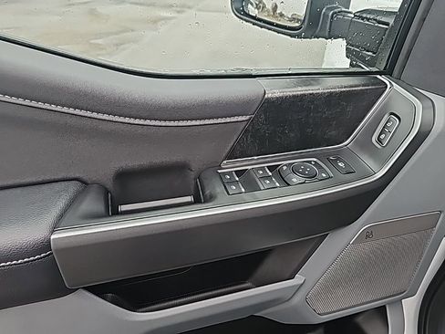 New 2026 Ford F350 XLT w/ XLT Premium Package AWD/4WD image 17