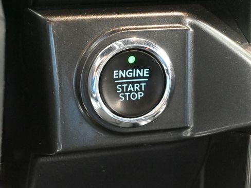 Used 2022 Ford F150 XLT w/ Equipment Group 302A High AWD/4WD image 20