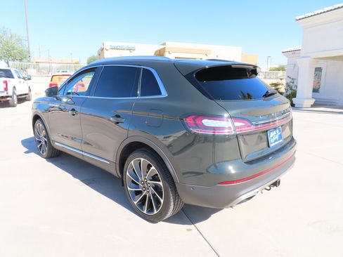 Used 2022 Lincoln Nautilus Reserve w/ Equipment Group 202A image 7