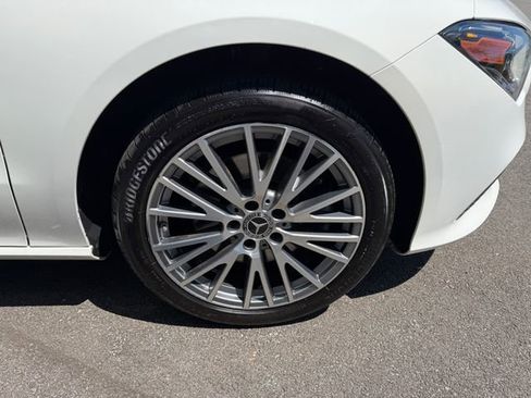 Used 2020 Mercedes-Benz CLA 250 4MATIC image 39