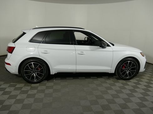 Used 2023 Audi SQ5 Prestige image 2