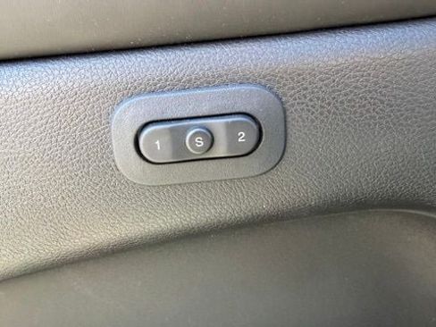 Used 2021 Jeep Grand Cherokee Overland AWD/4WD image 20