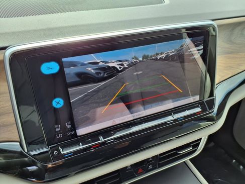 New 2026 Volkswagen Atlas SE image 19