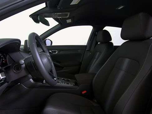 Used 2025 Honda Civic Sport image 21