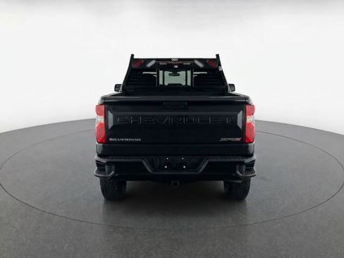 Certified 2022 Chevrolet Silverado 1500 ZR2 w/ Technology Package AWD/4WD image 7
