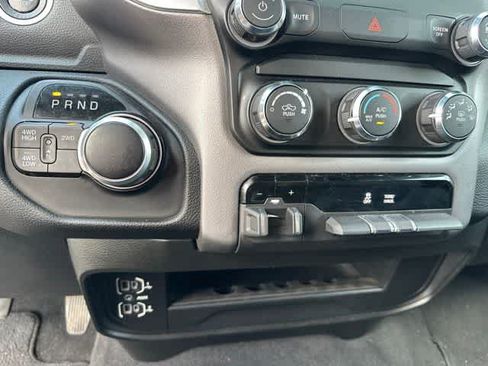 Certified 2024 RAM 2500 Big Horn AWD/4WD image 12