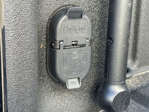 Certified 2025 Chevrolet Silverado 2500 High Country w/ Technology Package image 16