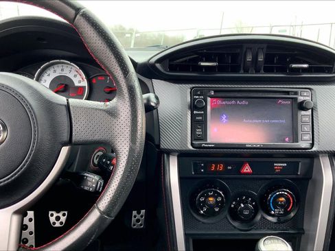 Used 2015 Scion FR-S image 7