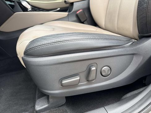 Used 2020 Hyundai Santa Fe SEL FWD image 20
