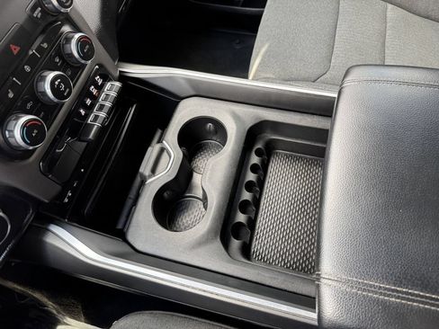 Used 2019 RAM 1500 Big Horn AWD/4WD image 23