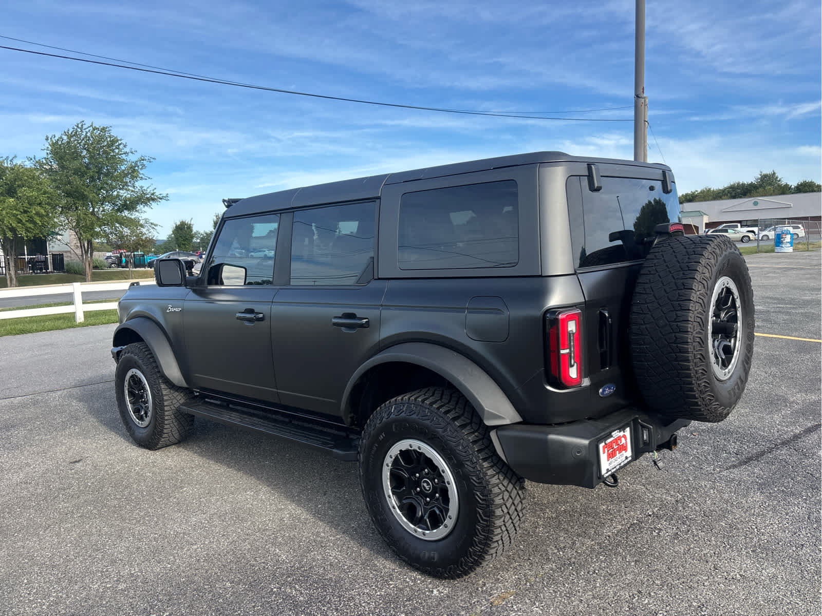 Used 2022 Ford Bronco Outer Banks w/ Sasquatch Package AWD/4WD image 6