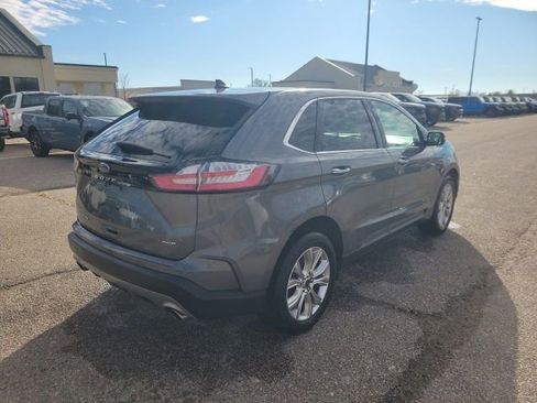 Used 2022 Ford Edge Titanium image 21