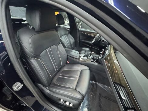 Used 2019 BMW 540i xDrive w/ Convenience Package image 20