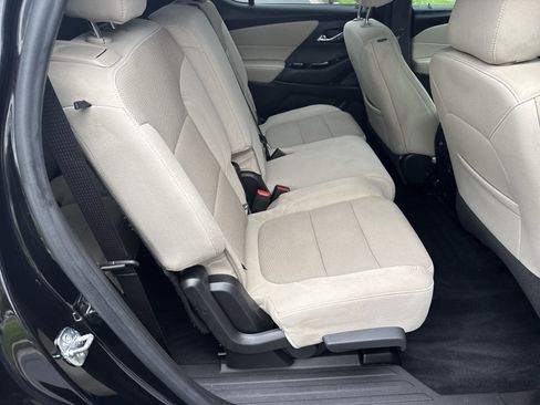 Used 2023 Chevrolet Traverse LS w/ Midnight/Sport Edition FWD image 14
