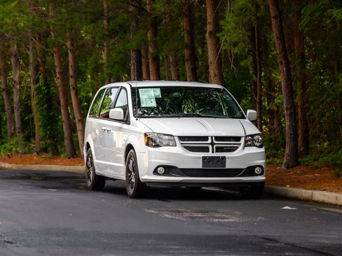 Used 2020 Dodge Grand Caravan GT FWD image 37