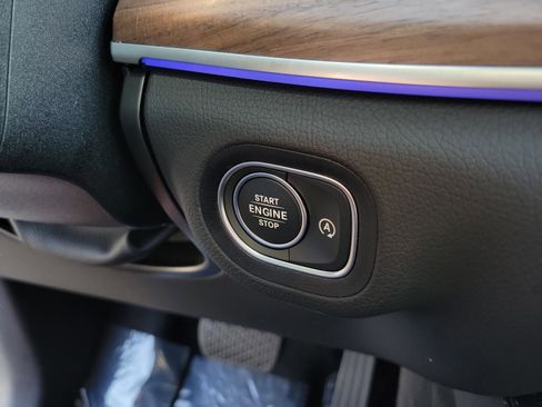 Used 2026 Mercedes-Benz GLE 450 4MATIC image 25