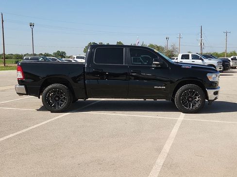 Used 2022 RAM 1500 Big Horn AWD/4WD image 5