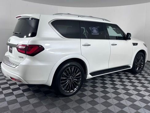 Certified 2024 INFINITI QX80 Sensory image 8