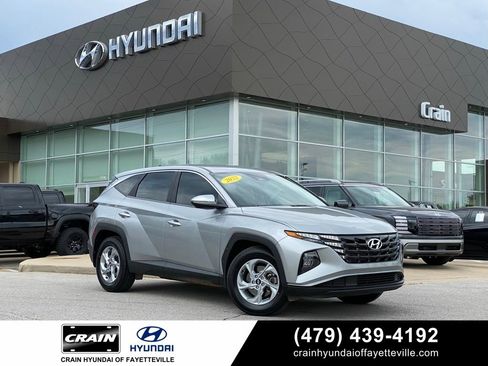 Used 2022 Hyundai Tucson SE w/ Cargo Package FWD image 1