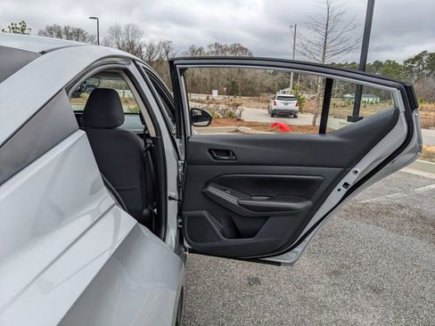 Used 2024 Nissan Altima 2.5 SV image 53